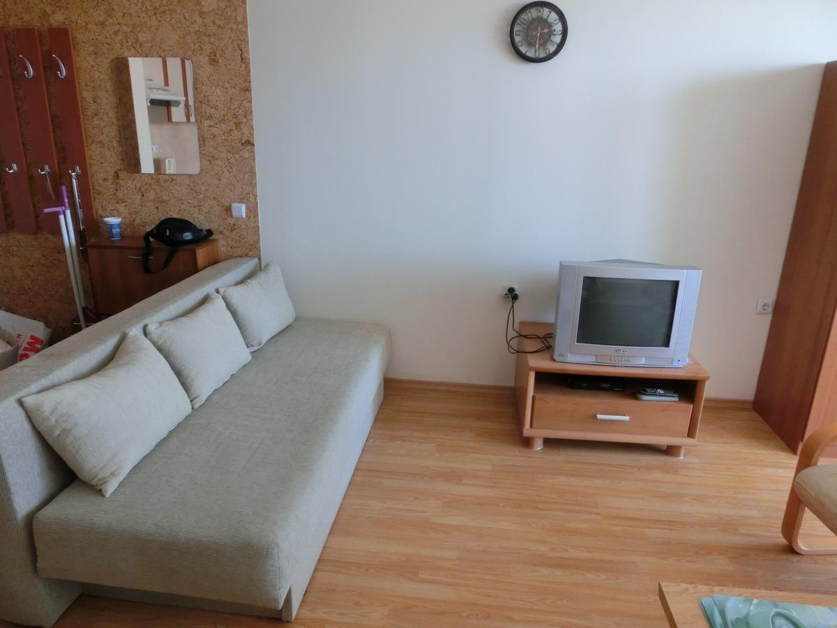 Sea View Apartment, Panorama, Pools And Beach, Sveti Vlas Esterno foto