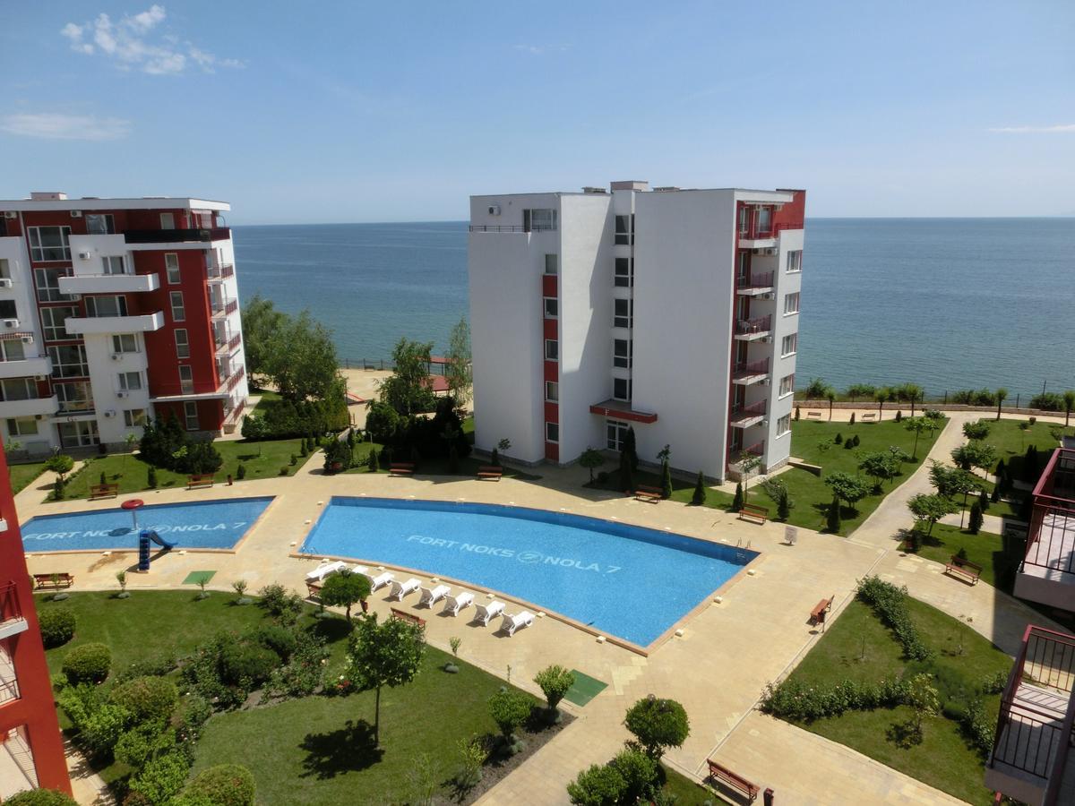 Sea View Apartment, Panorama, Pools And Beach, Sveti Vlas Esterno foto