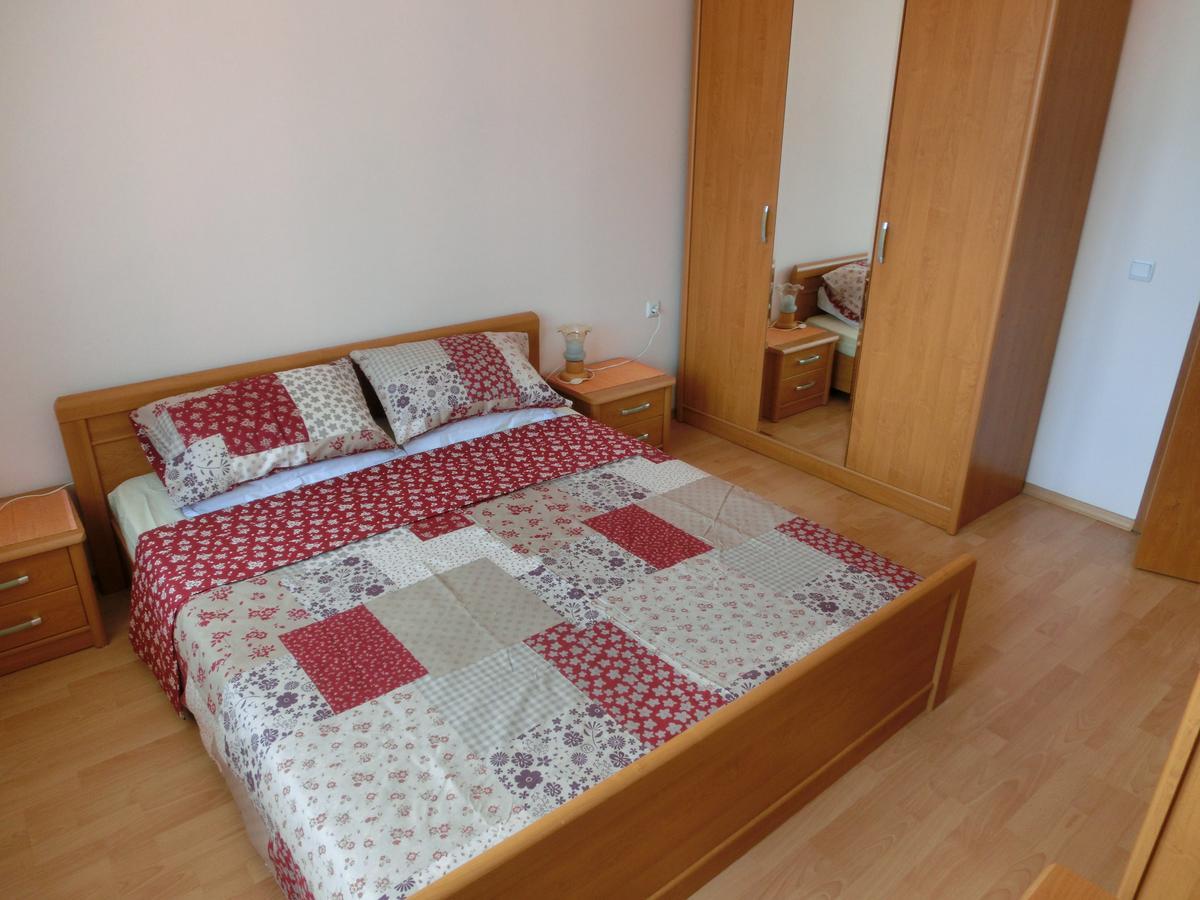 Sea View Apartment, Panorama, Pools And Beach, Sveti Vlas Esterno foto