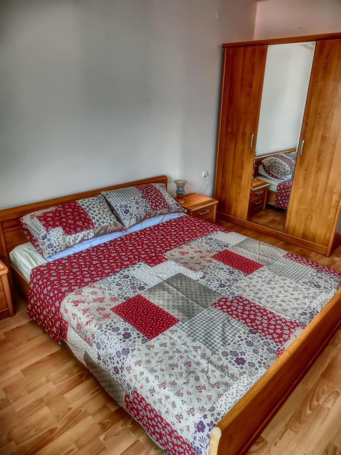 Sea View Apartment, Panorama, Pools And Beach, Sveti Vlas Esterno foto